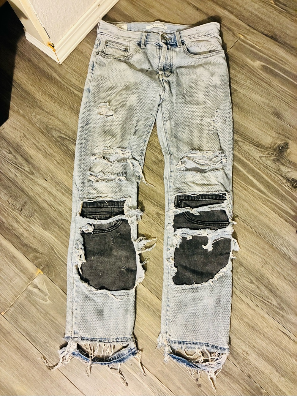 Custom PacSun Men's Light Blue Distressed Straight Jeans